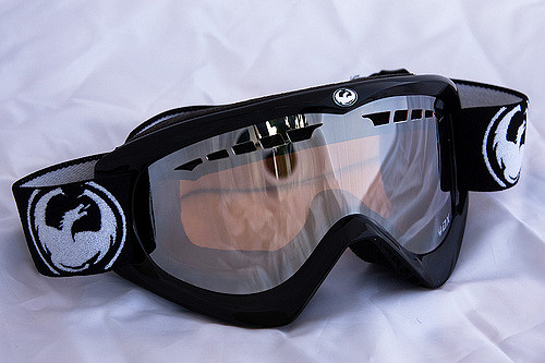 Sports equipment such as diving masks, ski goggles and swim goggles are made with LSR